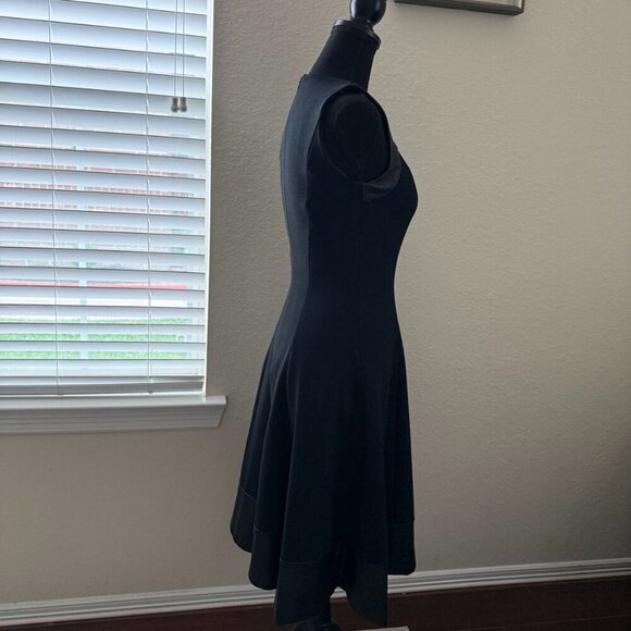 L'AGENCE Embossed Leather Trim Ponte Knit Flare Sleeveless Dress Size 2 - Picture 13 of 14